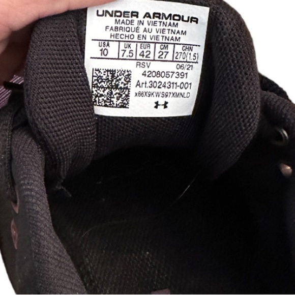 Under Armour Charged Breathe Athletic Shoes - Picture 8 of 8